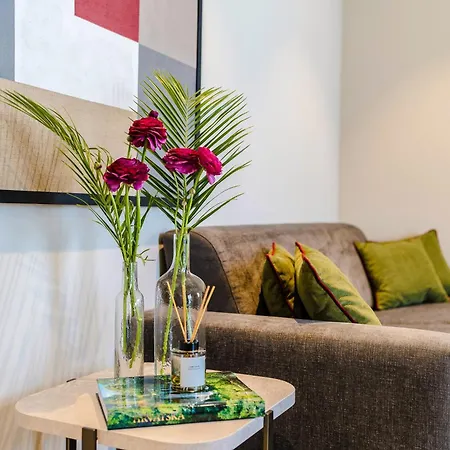 Ghisi Apartment *
