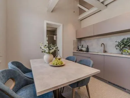 Apartman Ghisi *